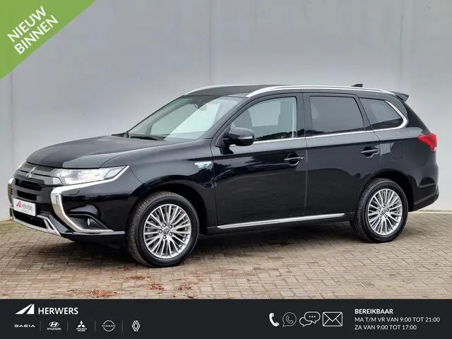 Photo 1 : Mitsubishi Outlander 2021 Hybrid