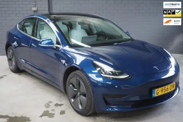 Photo 1 : Tesla Model 3 2019 Électrique