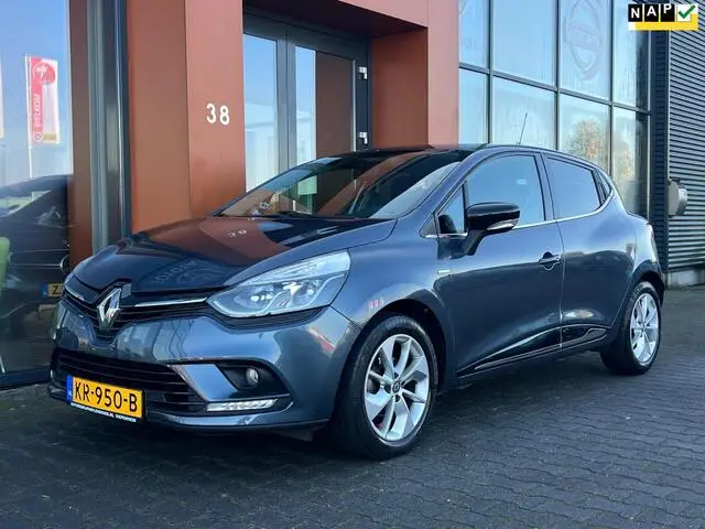 Photo 1 : Renault Clio 2016 Essence