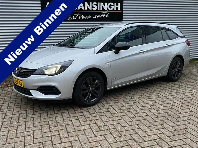 Photo 1 : Opel Astra 2021 Petrol