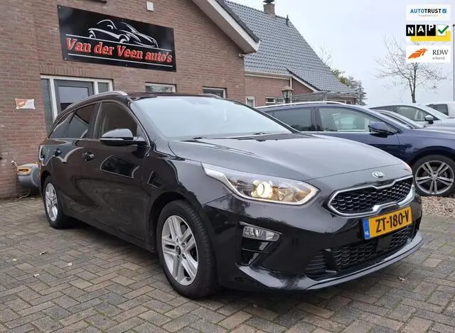 Photo 1 : Kia Ceed 2019 Petrol