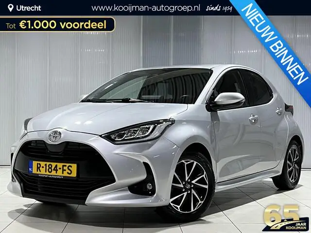 Photo 1 : Toyota Yaris 2021 Essence