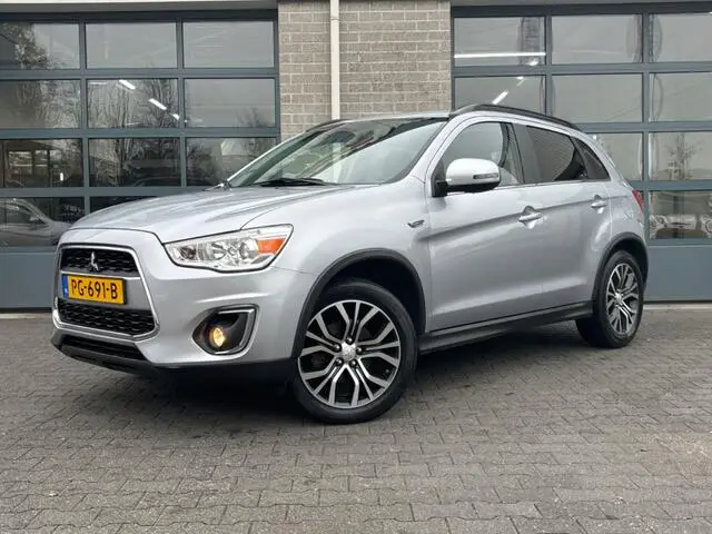 Photo 1 : Mitsubishi Asx 2015 Petrol