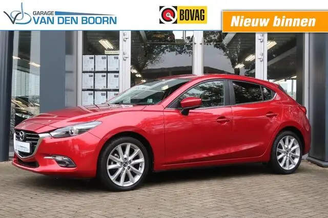 Photo 1 : Mazda 3 2018 Petrol