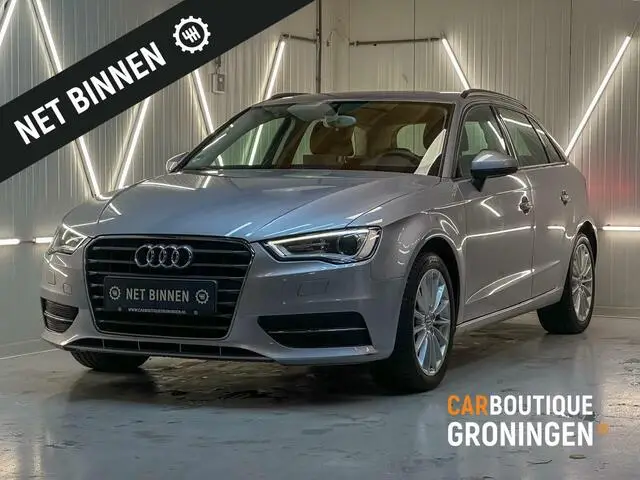 Photo 1 : Audi A3 2015 Petrol