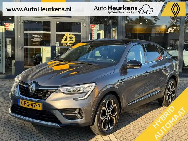 Photo 1 : Renault Arkana 2021 Hybride