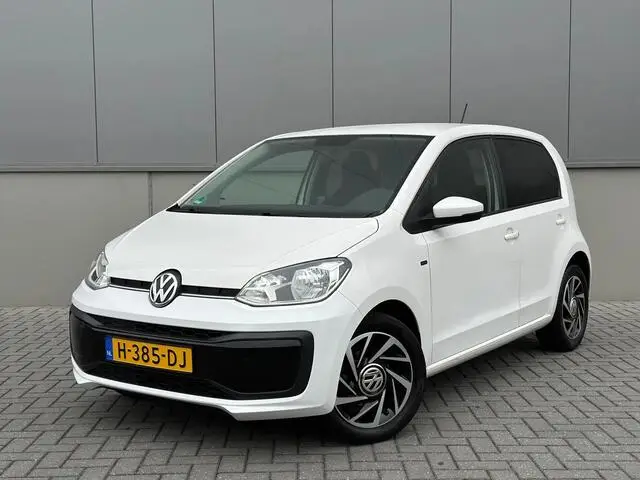 Photo 1 : Volkswagen Up! 2018 Petrol