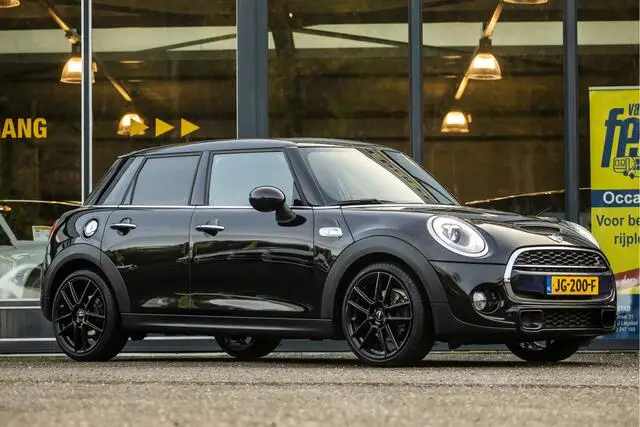 Photo 1 : Mini Cooper 2016 Petrol