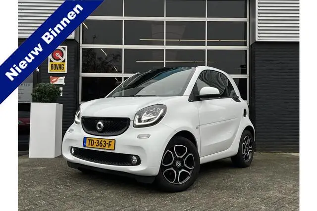 Photo 1 : Smart Fortwo 2018 Petrol