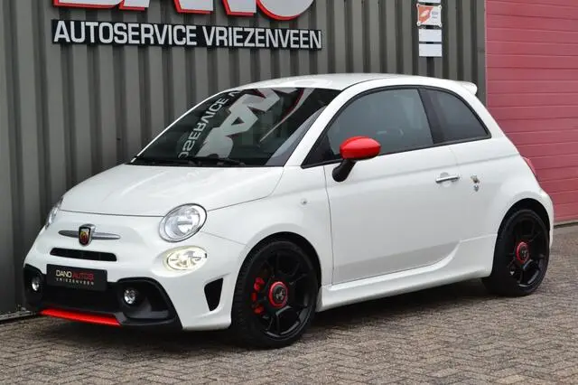 Photo 1 : Abarth 500 2018 Petrol