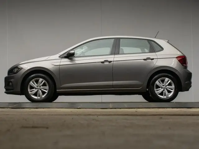 Photo 1 : Volkswagen Polo 2020 Petrol