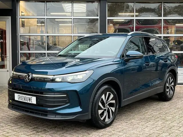 Photo 1 : Volkswagen Tiguan 2024 Hybrid