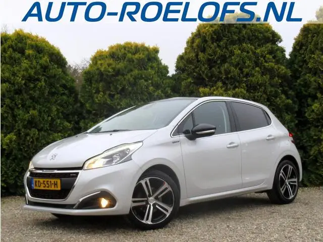 Photo 1 : Peugeot 208 2016 Petrol