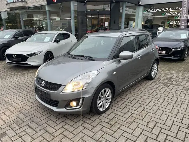 Photo 1 : Suzuki Swift 2017 Not specified