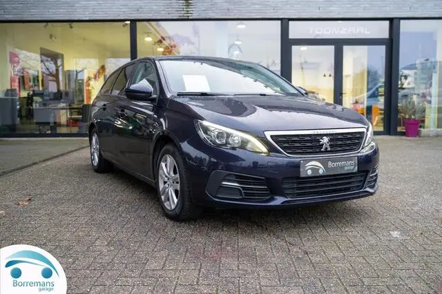 Photo 1 : Peugeot 308 2019 Petrol