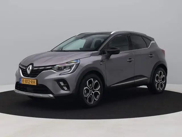 Photo 1 : Renault Captur 2021 Essence