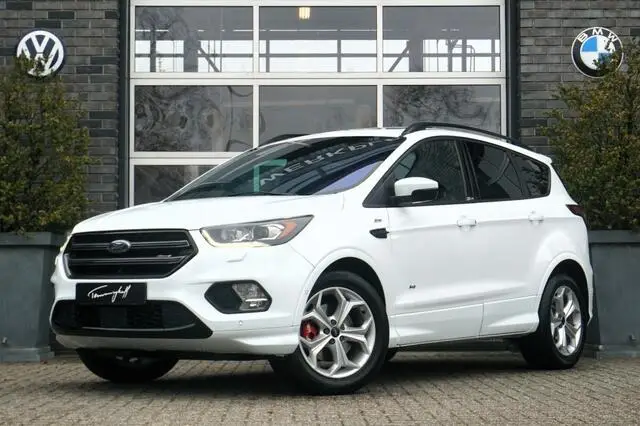 Photo 1 : Ford Kuga 2017 Essence