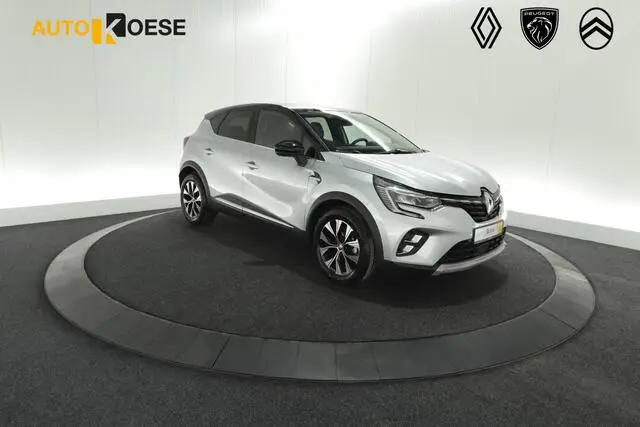 Photo 1 : Renault Captur 2023 Hybrid