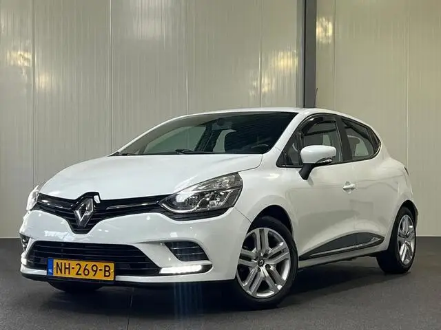 Photo 1 : Renault Clio 2017 Petrol