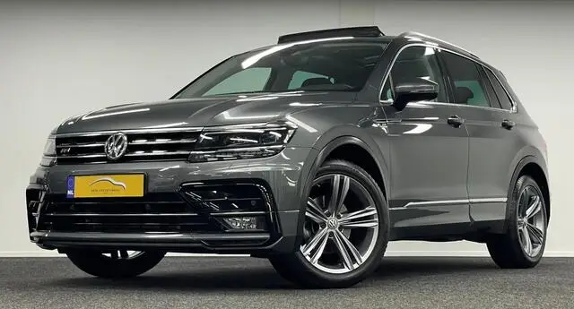 Photo 1 : Volkswagen Tiguan 2019 Petrol