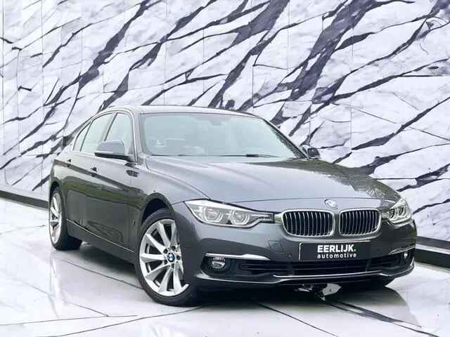 Photo 1 : Bmw Serie 3 2016 Hybrid