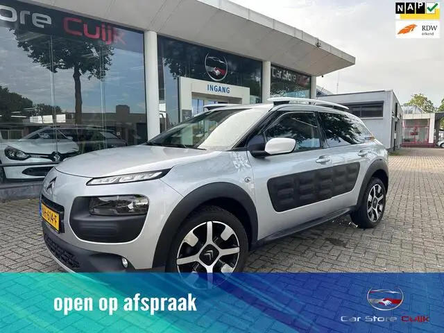 Photo 1 : Citroen C4 2017 Essence