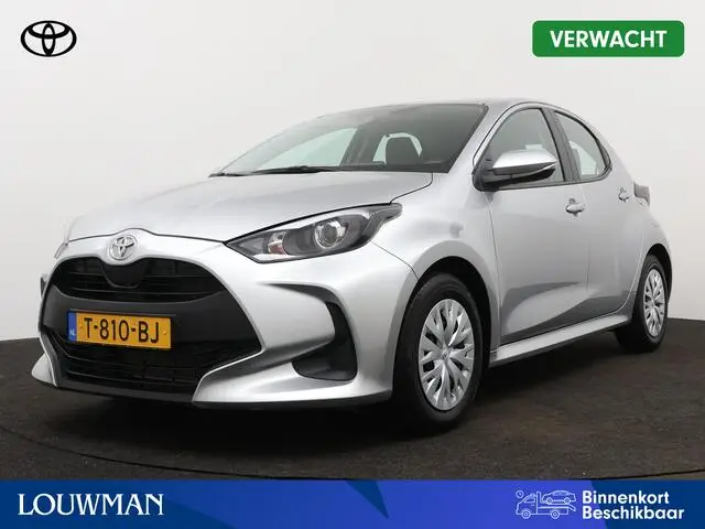 Photo 1 : Toyota Yaris 2023 Petrol