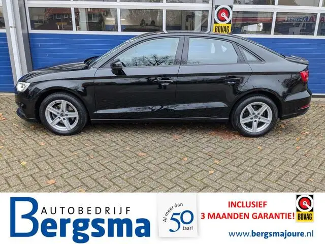 Photo 1 : Audi A3 2019 Petrol