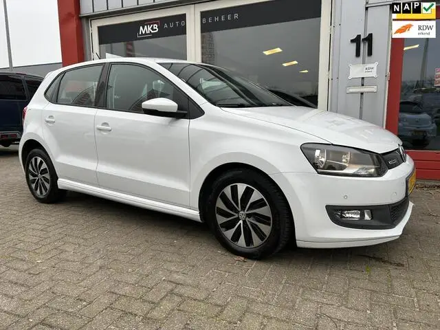 Photo 1 : Volkswagen Polo 2016 Essence