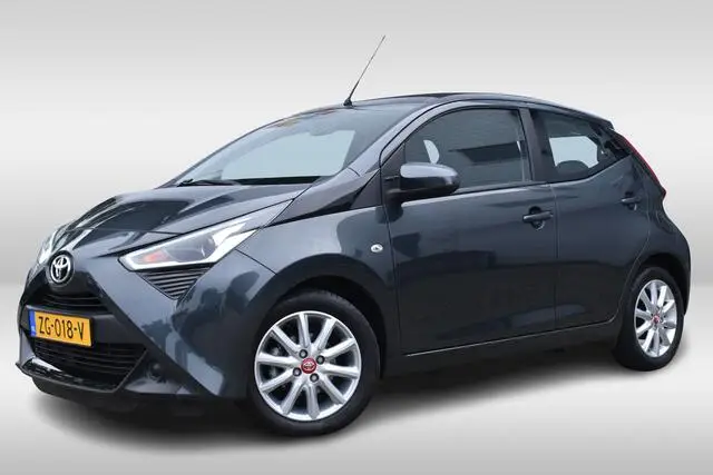 Photo 1 : Toyota Aygo 2019 Essence