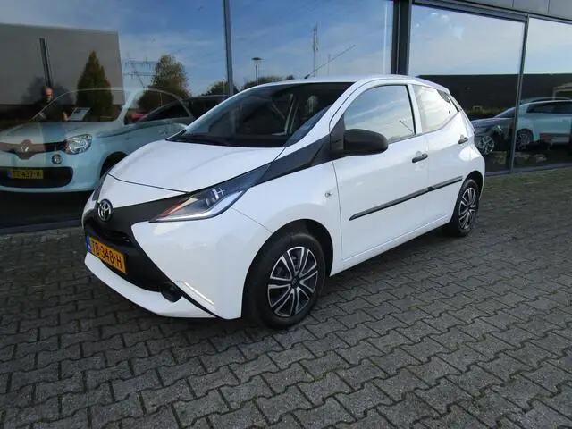 Photo 1 : Toyota Aygo 2018 Petrol