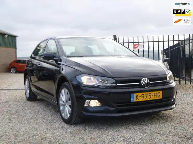 Photo 1 : Volkswagen Polo 2021 Essence