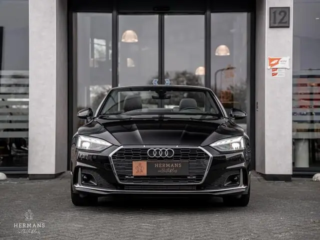 Photo 1 : Audi A5 2023 Petrol