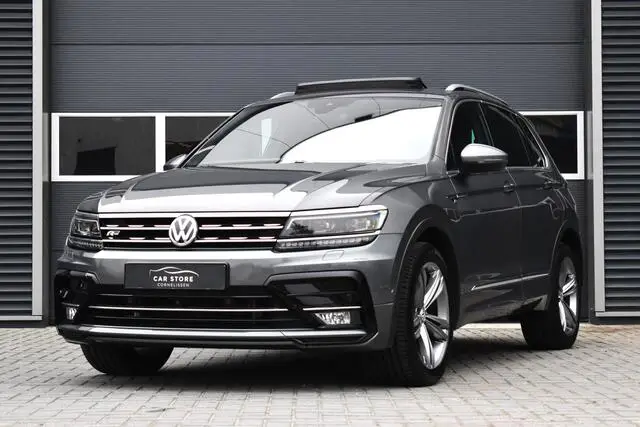 Photo 1 : Volkswagen Tiguan 2017 Petrol