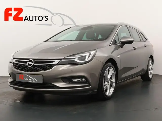 Photo 1 : Opel Astra 2017 Diesel