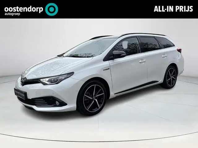 Photo 1 : Toyota Auris 2018 Hybride