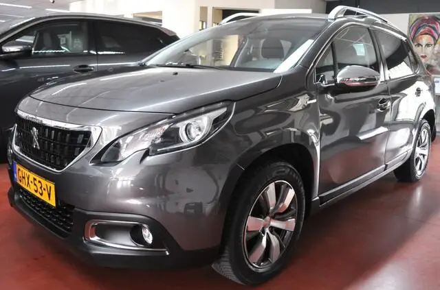 Photo 1 : Peugeot 2008 2019 Essence