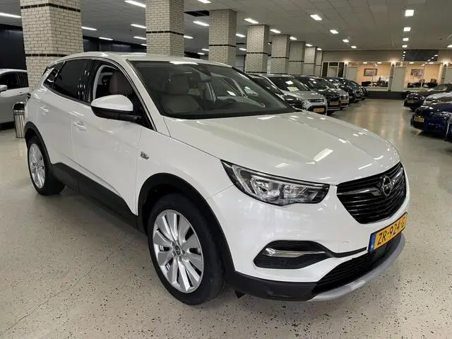 Photo 1 : Opel Grandland 2019 Essence