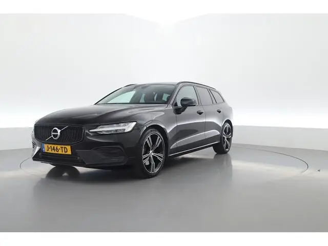 Photo 1 : Volvo V60 2020 Petrol