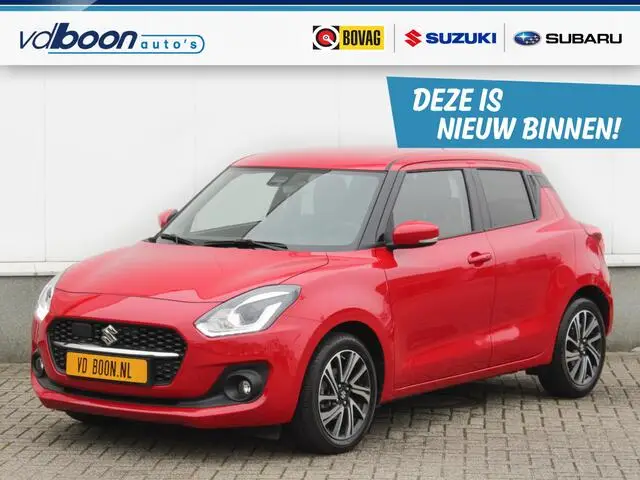 Photo 1 : Suzuki Swift 2022 Petrol