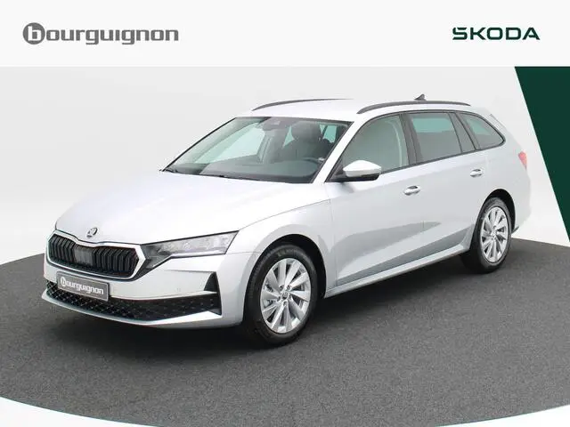 Photo 1 : Skoda Octavia 2024 Petrol