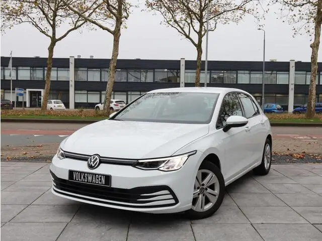 Photo 1 : Volkswagen Golf 2020 Petrol