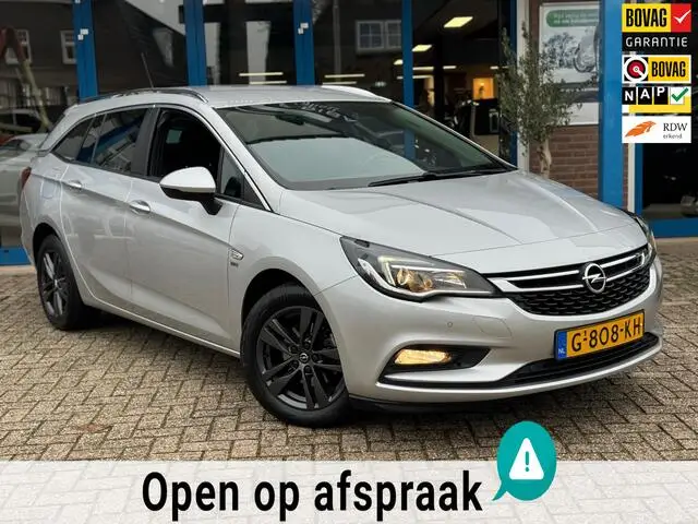 Photo 1 : Opel Astra 2019 Petrol