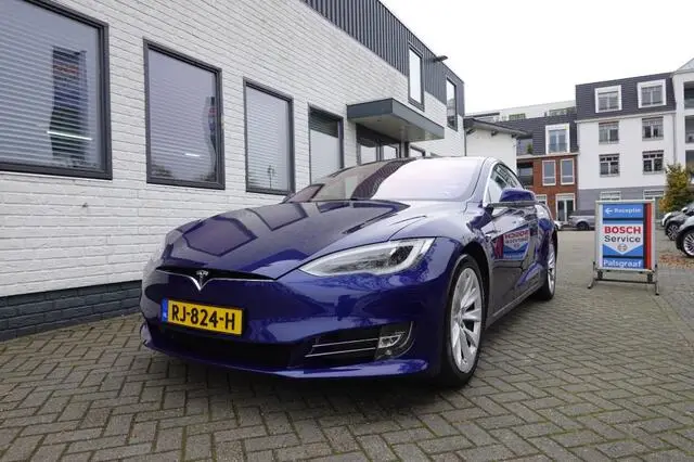 Photo 1 : Tesla Model S 2017 Électrique