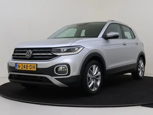 Photo 1 : Volkswagen T-cross 2021 Essence