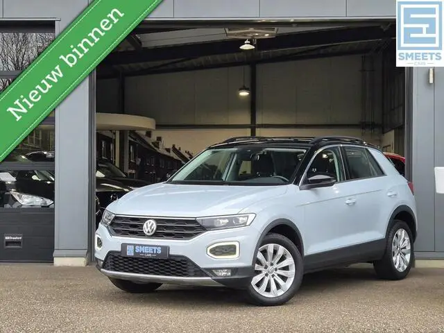 Photo 1 : Volkswagen T-roc 2018 Petrol