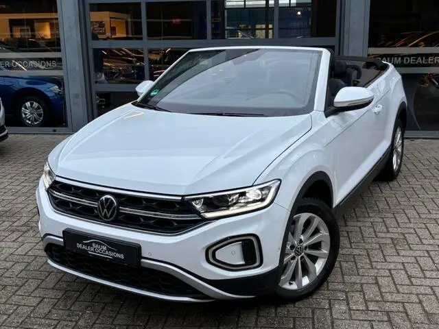 Photo 1 : Volkswagen T-roc 2024 Essence