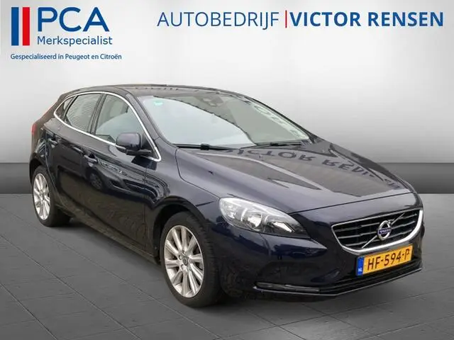 Photo 1 : Volvo V40 2015 Essence