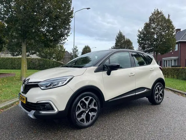 Photo 1 : Renault Captur 2019 Petrol