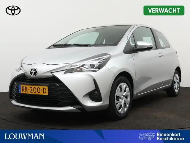 Photo 1 : Toyota Yaris 2018 Petrol